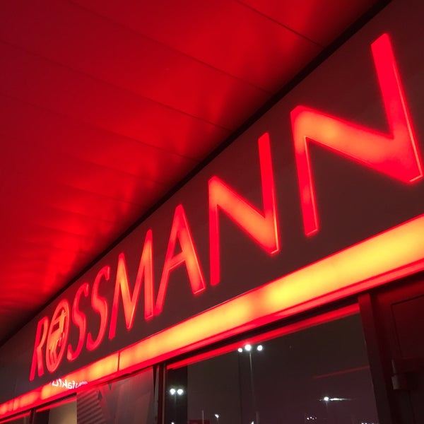 Сеть супермаркетов Rossmann в г. Grudziądz (Быдгощ - Гданьск). Работники склада