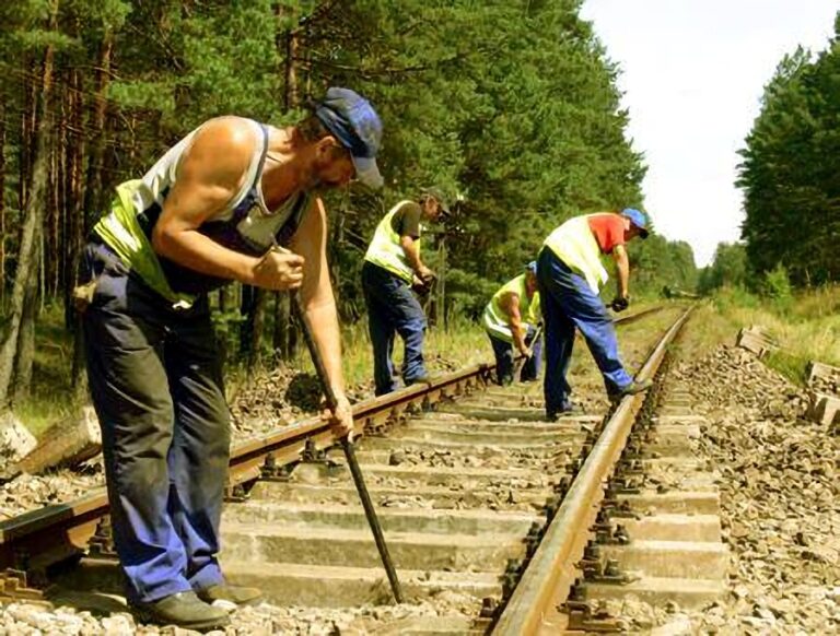 Разнорабочие в железнодорожную компанию в г. Торунь